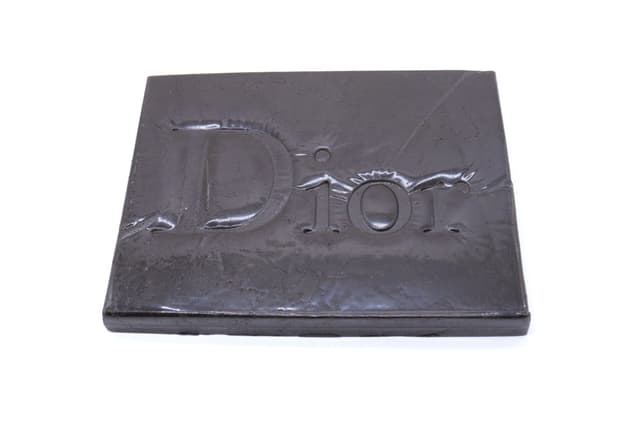 Dior Hash